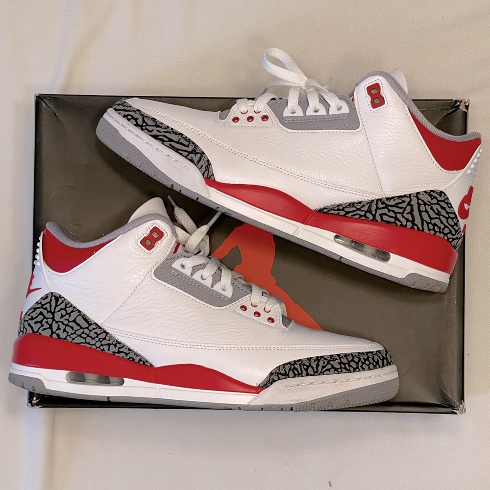 NIKE Air Jordan 3 Retro Men’s Size 11 White/Fire Red-Black